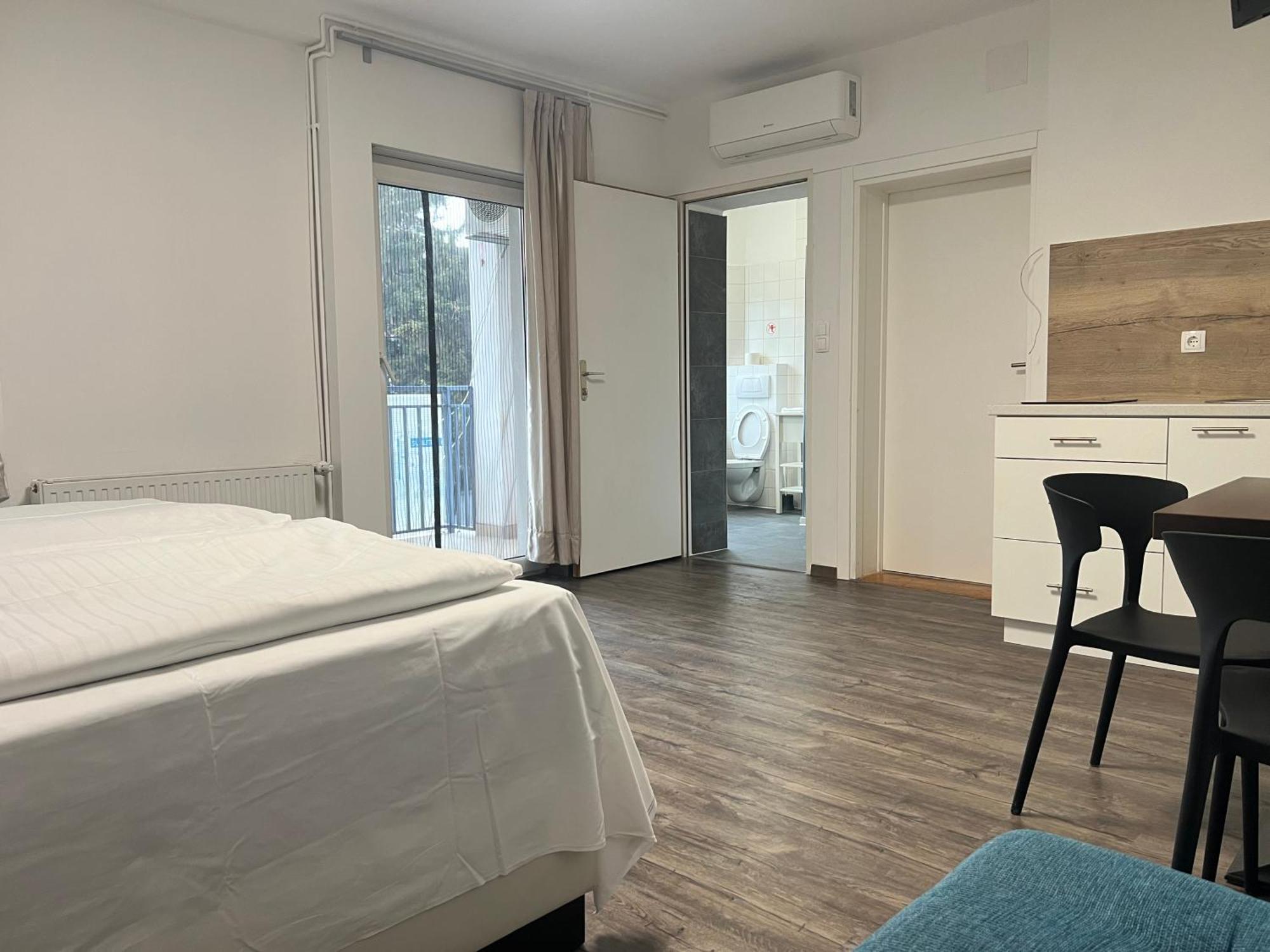 Apartment Zhang Graz Bagian luar foto